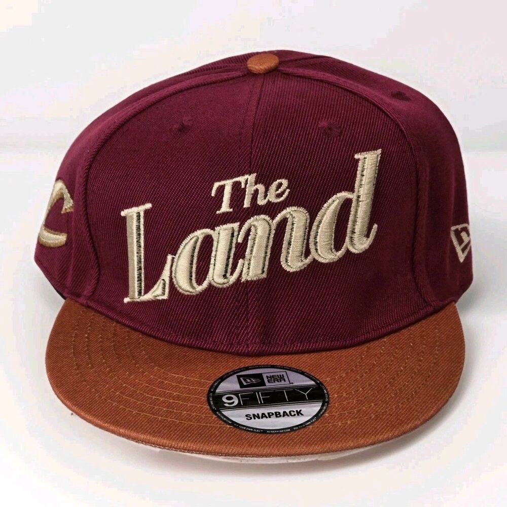 Cleveland Cavaliers Hat Cap Snap Back NBA Basketball The Land New Era Mens